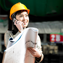 Xonstruction worker on the phone